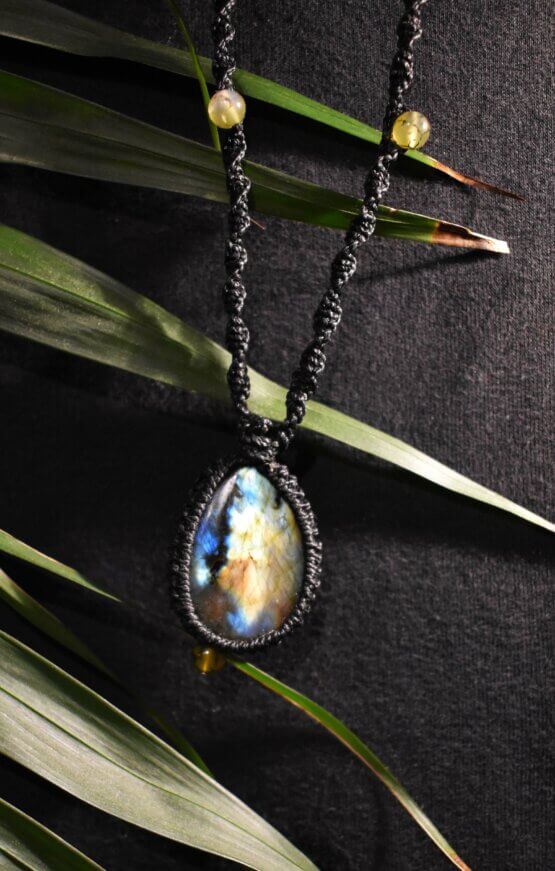 Pendentif véritable labradorite
