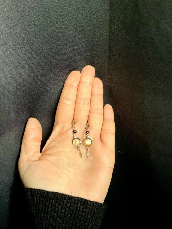 Boucles d'oreille véritable Œil de Sainte Lucie Corse et perles d'hématites, porte-bonheur avec petit bracelet assorti – Image 3